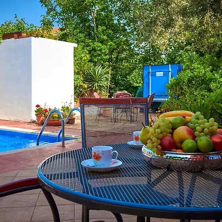 Prázdninový dům Bastianich Mit Grossem Garten Und Pool